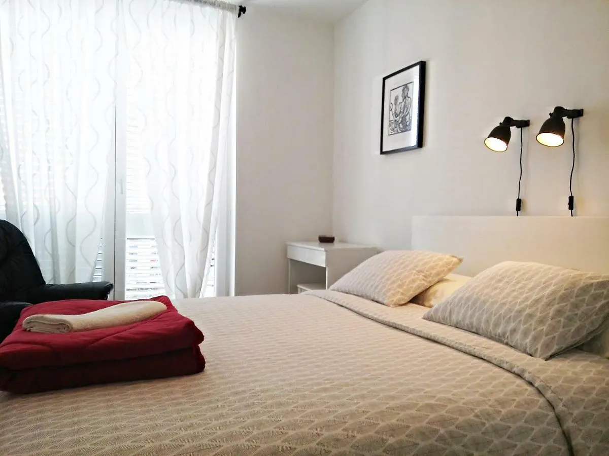 Rosa Apartment Zadar