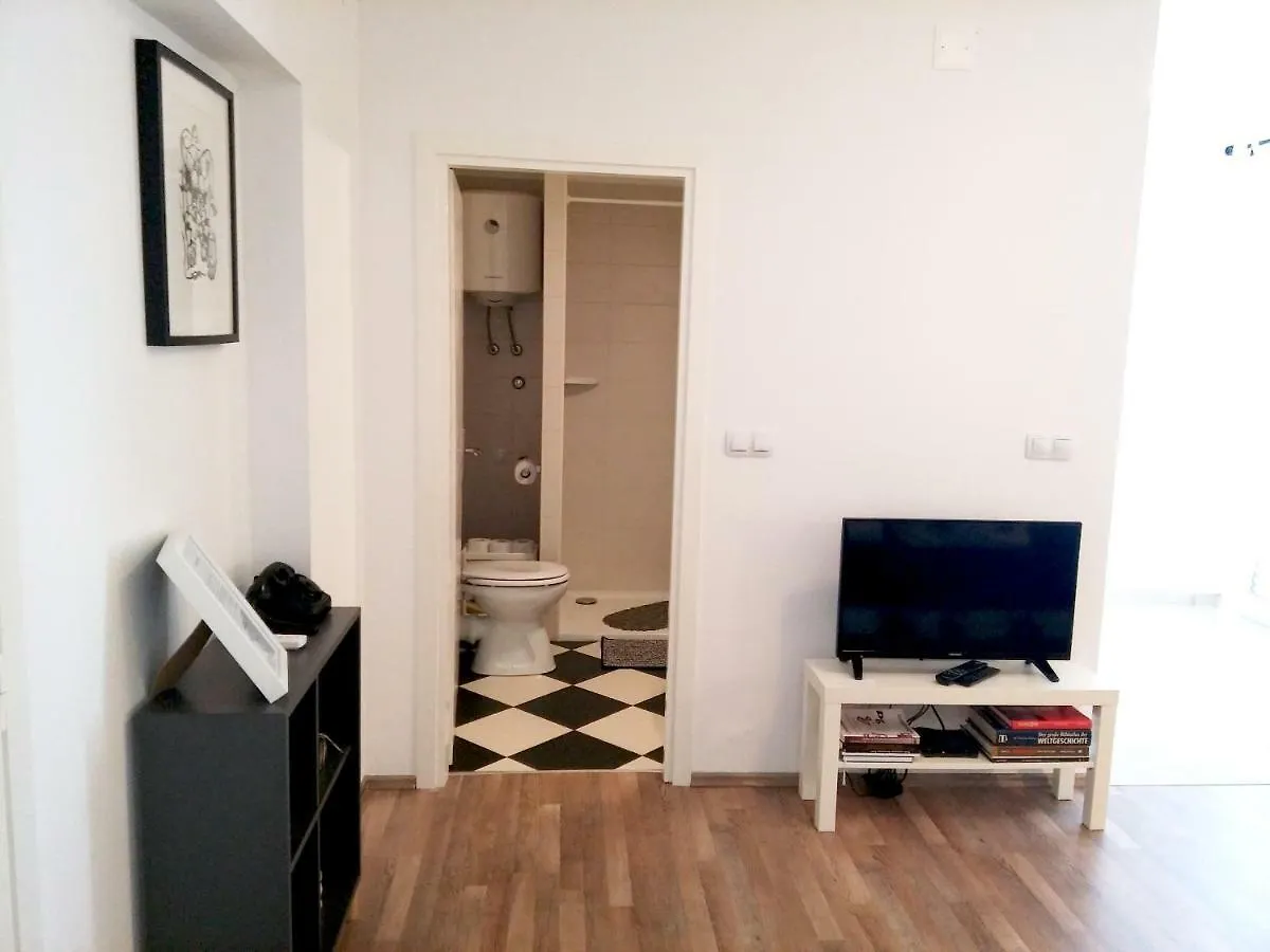 Rosa Apartment Zadar