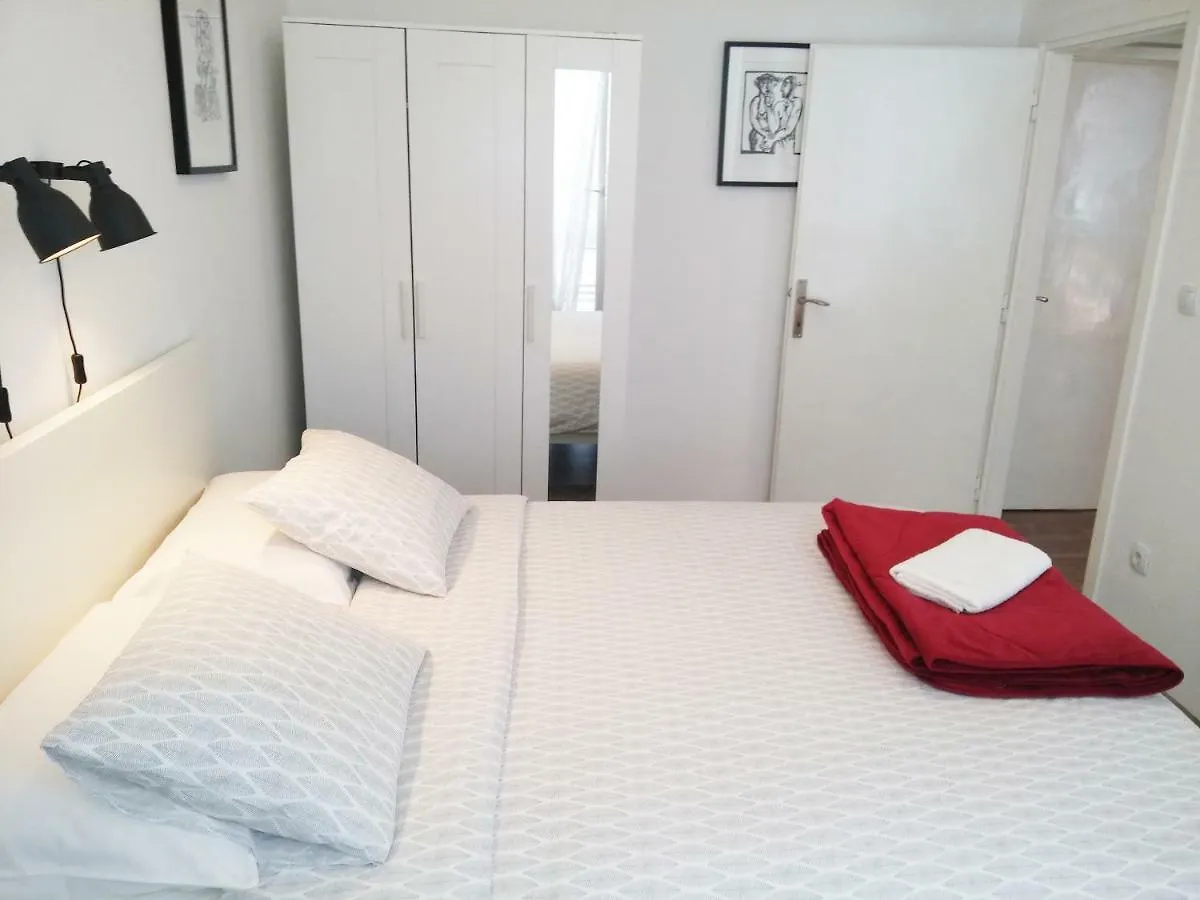 Rosa Apartment Zadar
