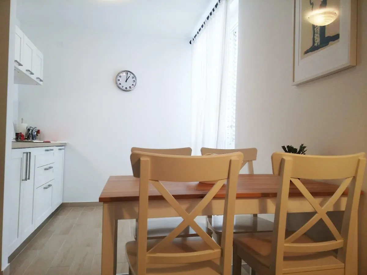 Rosa Apartment Zadar 0*,